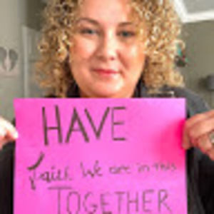 Meet your Posher, Stephanie mederos -